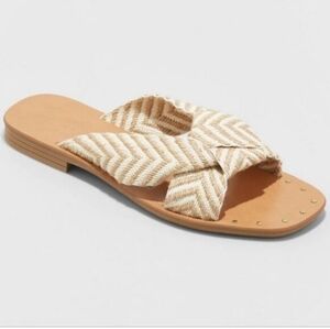 NWT! Universal Thread,Women's Tan Louise Chevron Print Knotted Sandals, Size 7.5